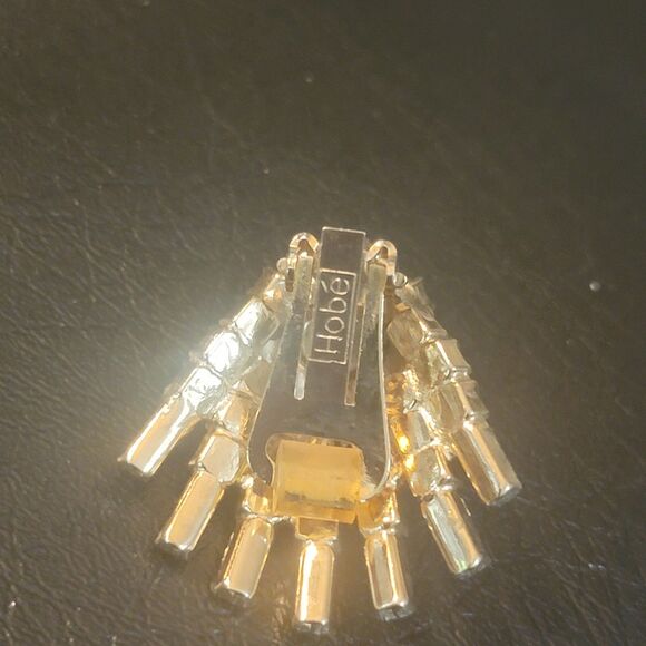 Resplendent AB Rhinestone Crystal Baguette Clip Earrings Hobe Gold Plt MCM VTG - Picture 3 of 14